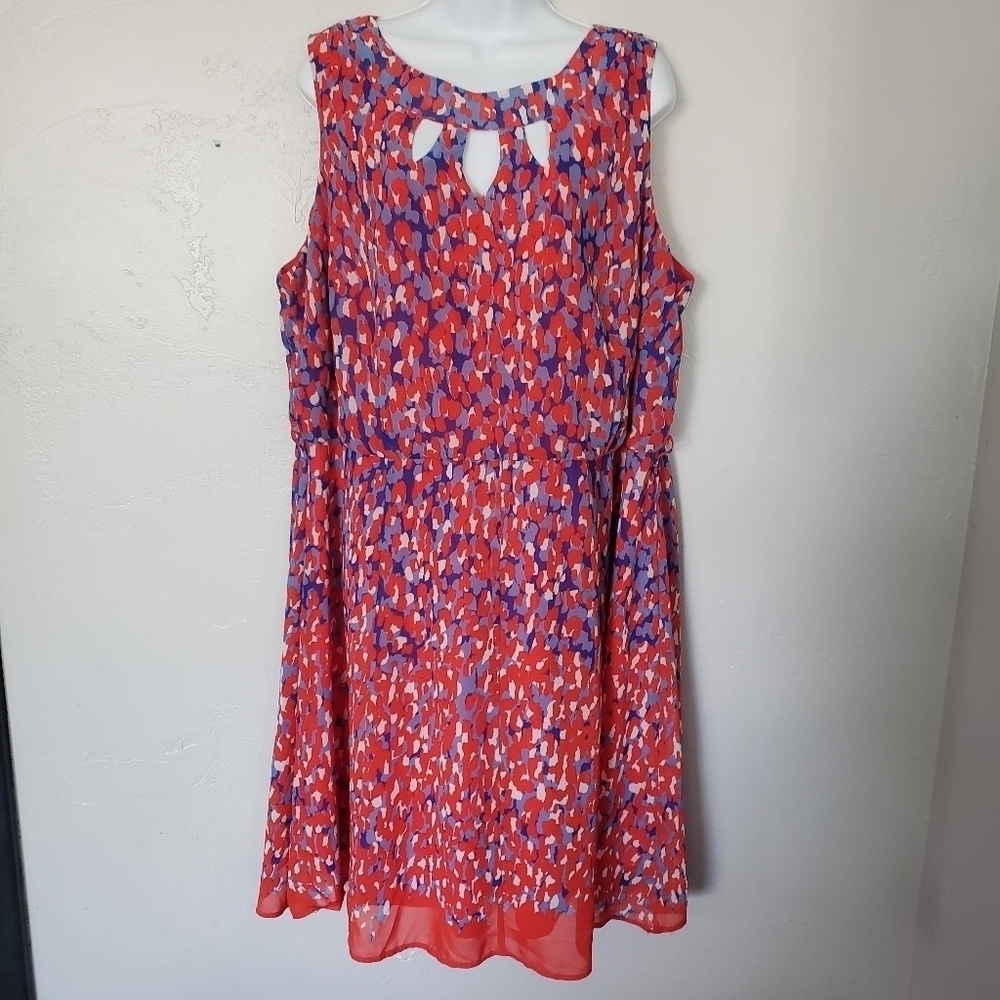 Voir Voir 18W Women's Dress Sleeveless Midi Red Blue Pattern Lined Cutout Neck